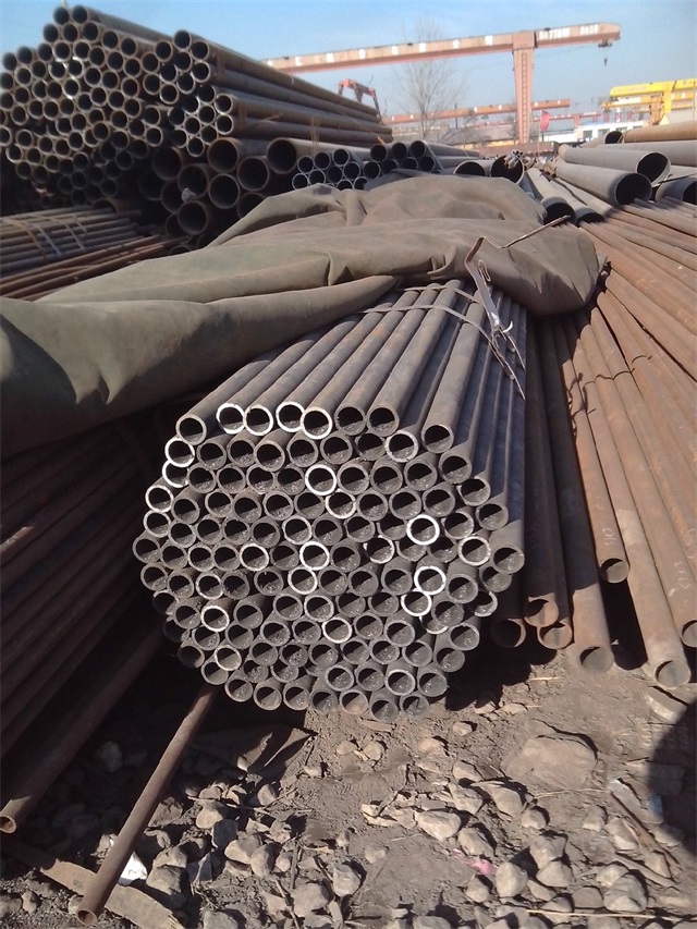 石嘴山小口径无缝钢管