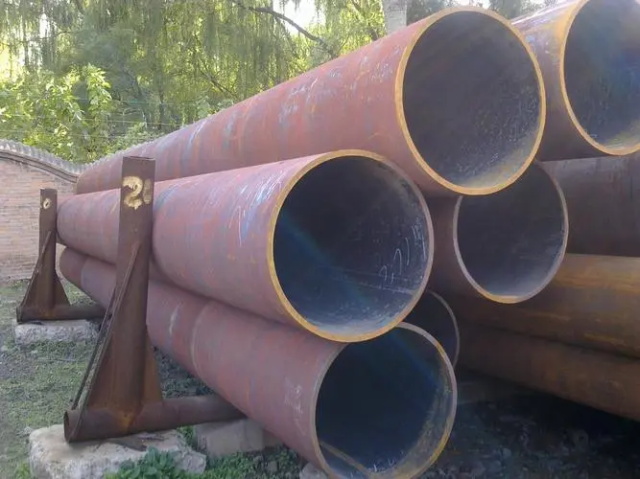 石嘴山大口径厚壁无缝钢管