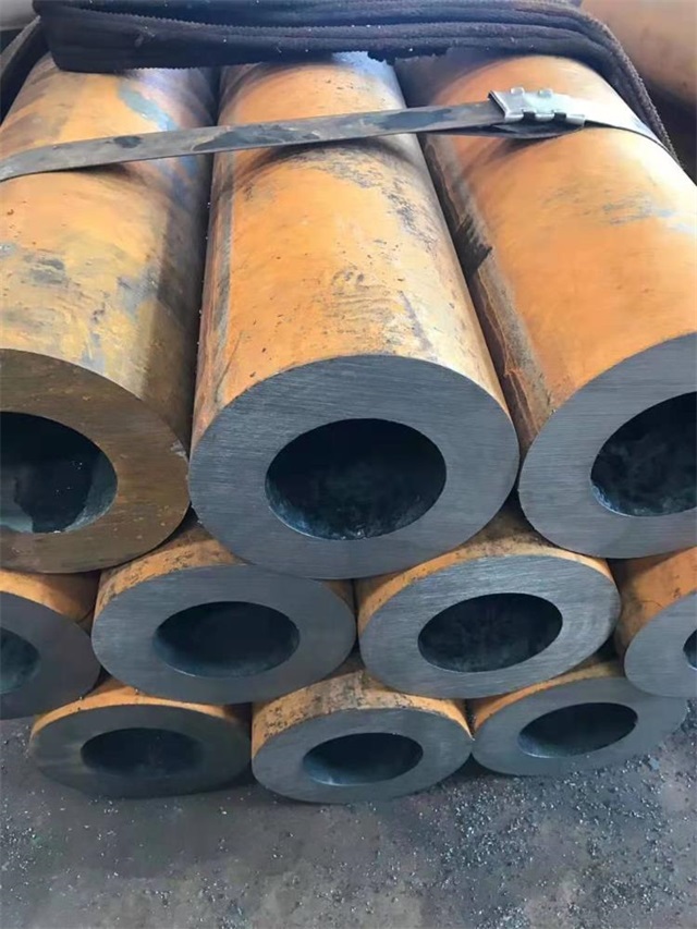 石嘴山20号厚壁无缝钢管