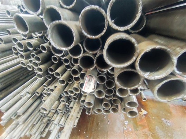 石嘴山大口径精密无缝钢管
