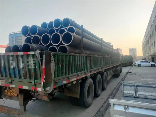 石嘴山45#结构无缝钢管