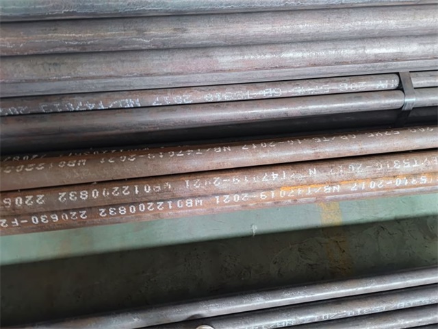 石嘴山15CrMoG高压无缝钢管