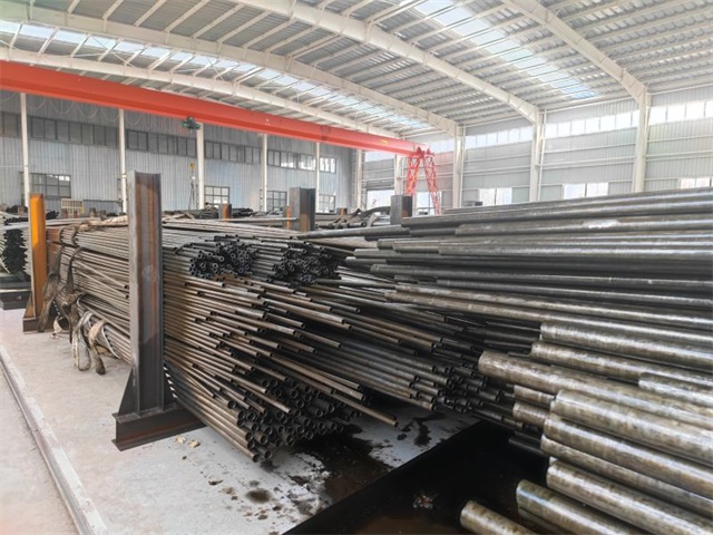 石嘴山12crmov精密无缝钢管