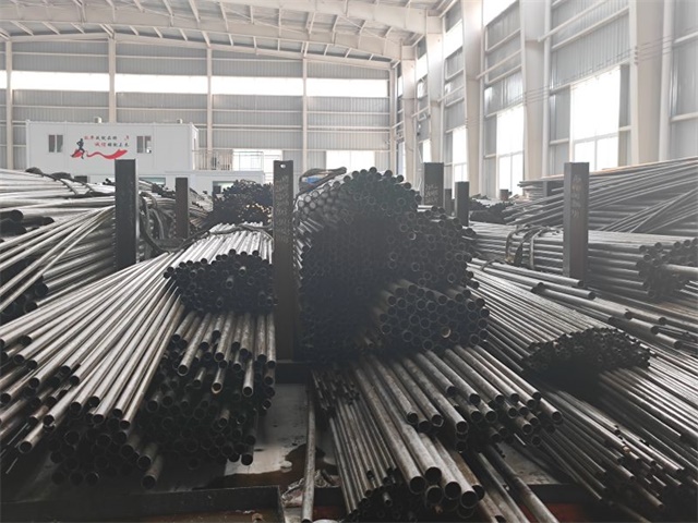 石嘴山45#精密无缝钢管加工