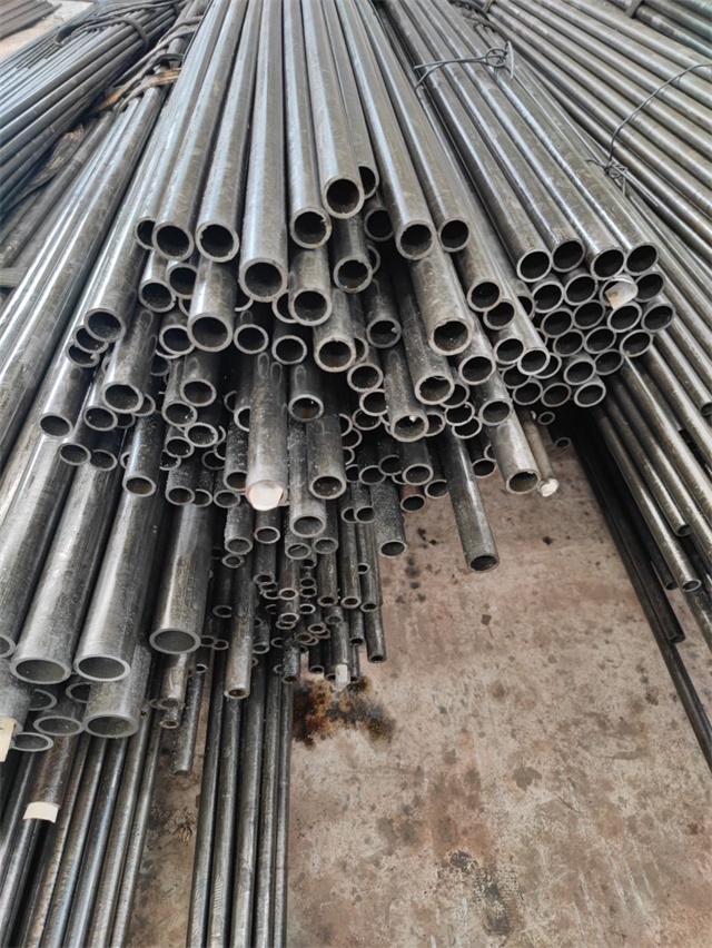 石嘴山精密光亮无缝钢管厂